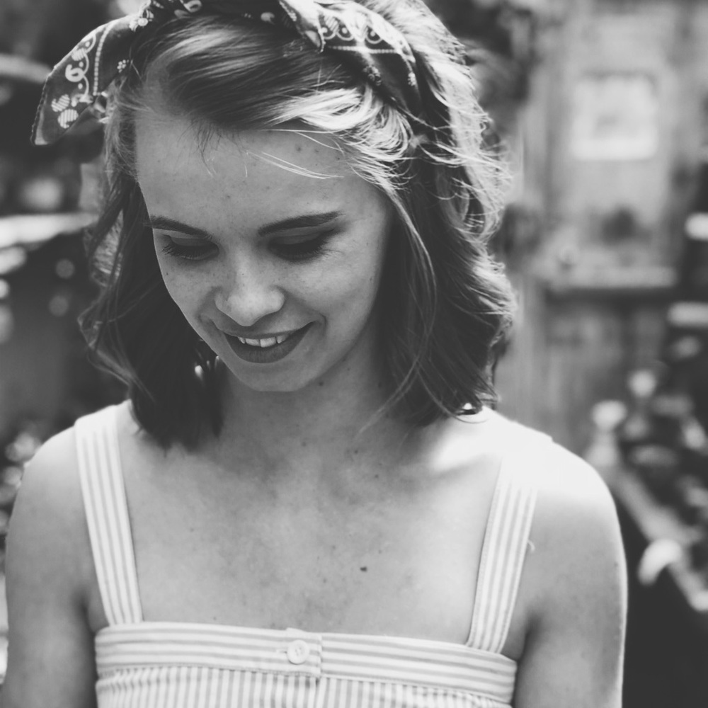 Meet your Posher, Joyce